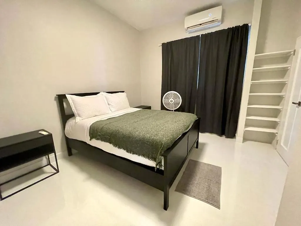 Stunning 3-Bedroom Beachside Apartment San Juan